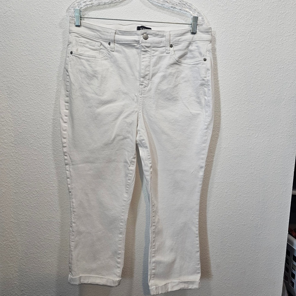 NYDJ Womens White Denim Capri Cropped Jeans Size 14 Cuffed Stretch Slimming